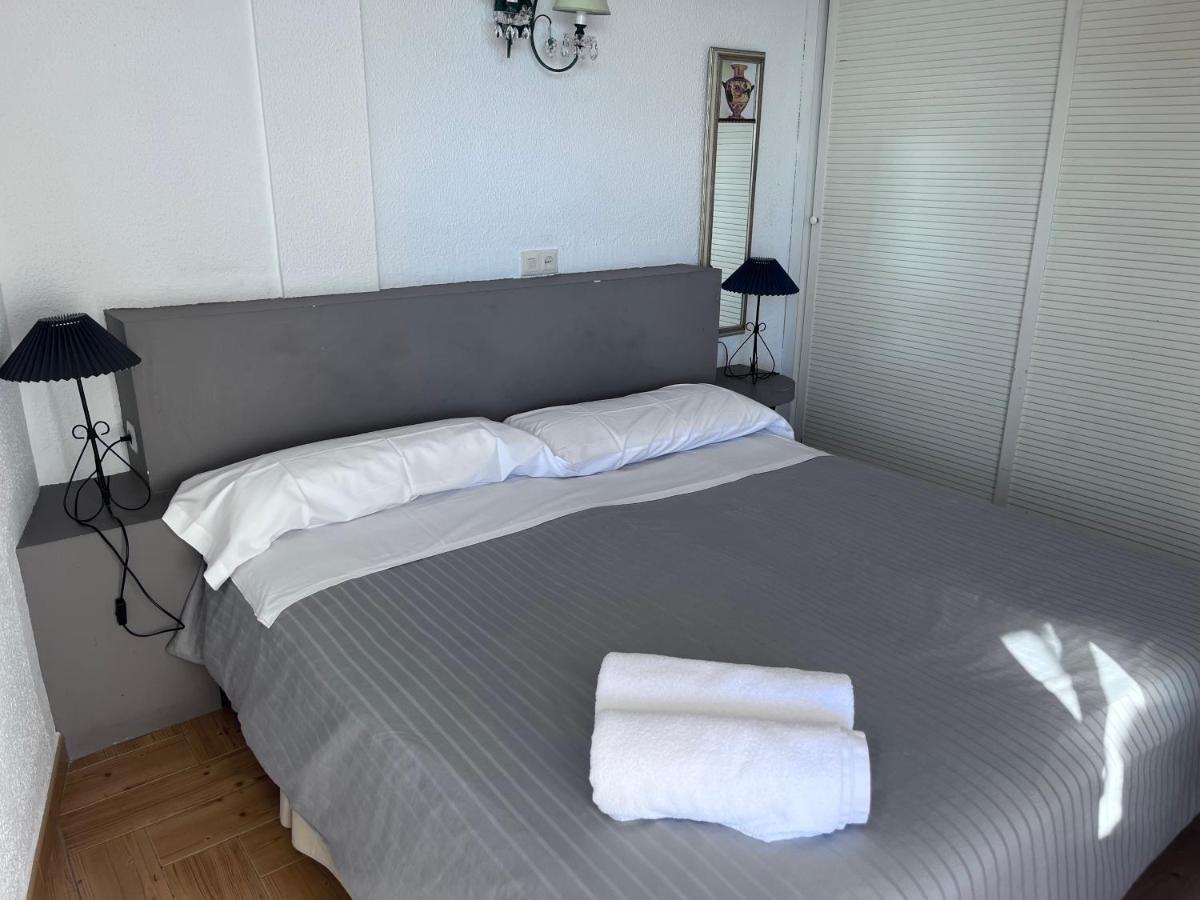 פואנגירולה Apartamento Primera Linea Brisa De Mar By Gms Apartamentos מראה חיצוני תמונה